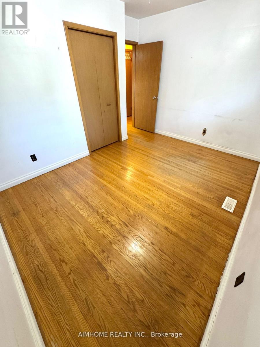 (Main) - 31 Poplar Road, Toronto, Ontario  M1E 1Y9 - Photo 19 - E12557416