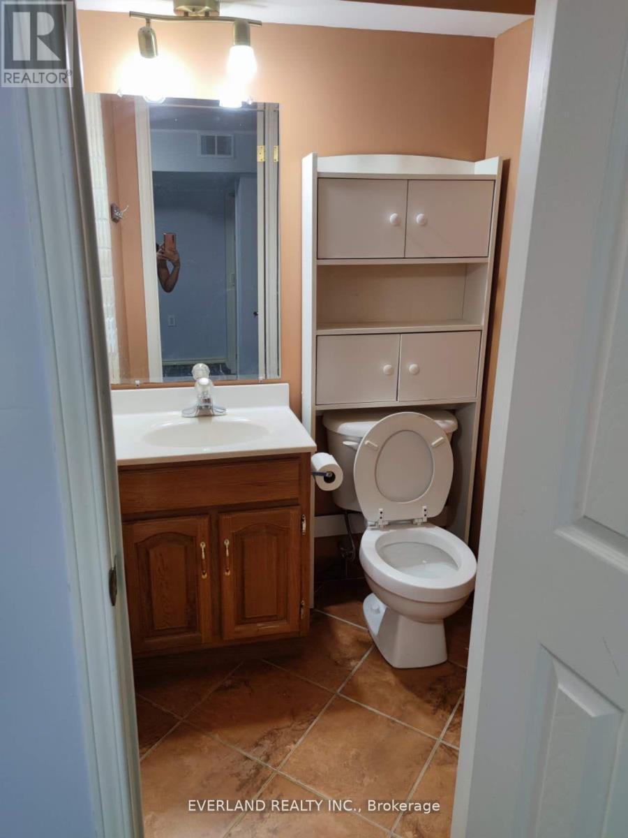 Bsmt - 37 Belvia Drive, Vaughan, Ontario  L4K 5J6 - Photo 3 - N12557440