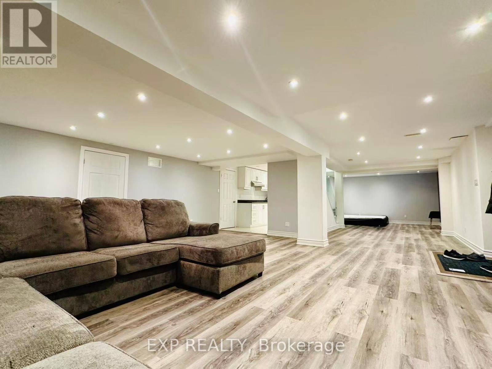 57 Emeline Crescent, Markham, Ontario  L3P 4G2 - Photo 2 - N12557446