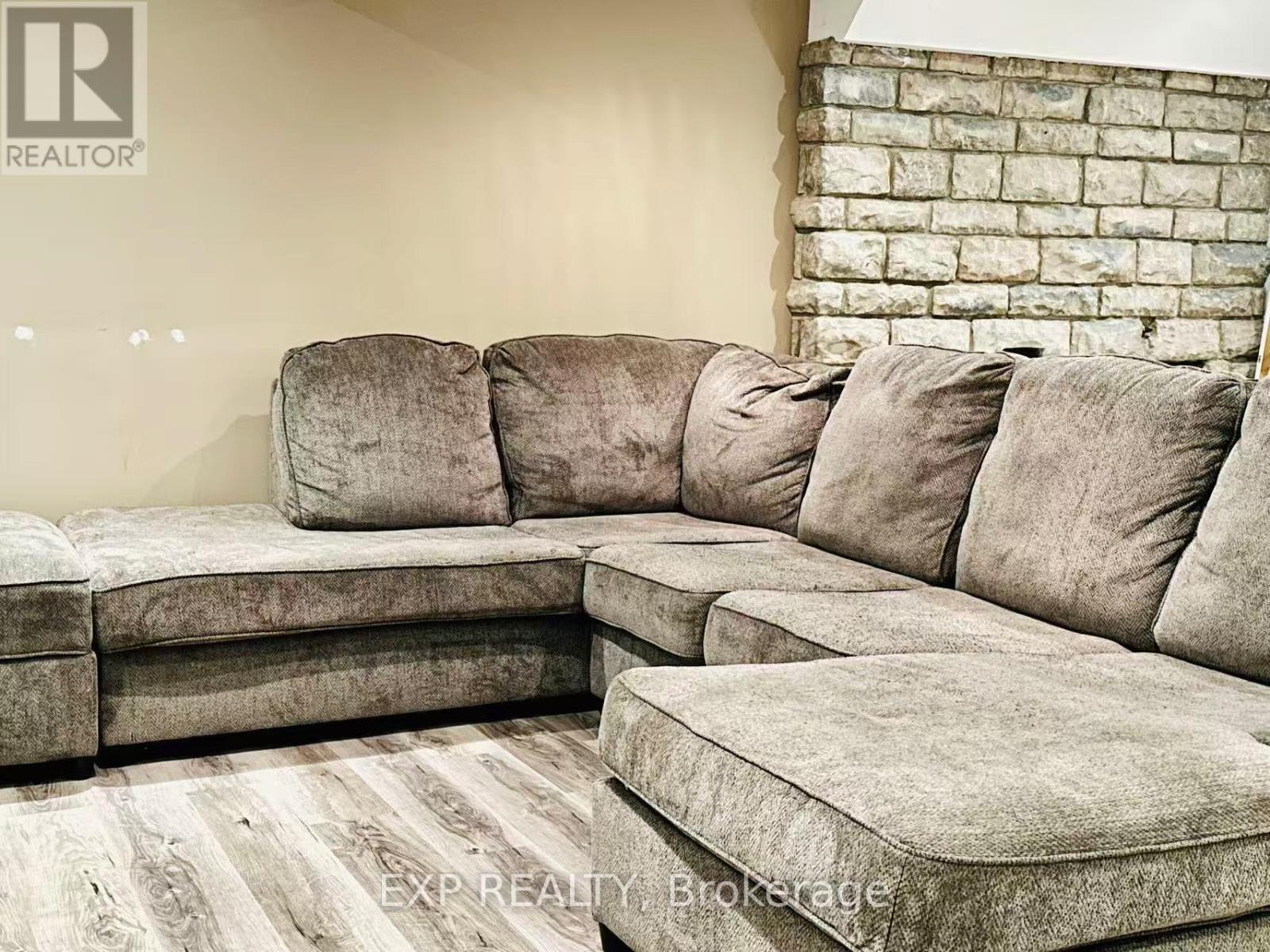 57 Emeline Crescent, Markham, Ontario  L3P 4G2 - Photo 3 - N12557446