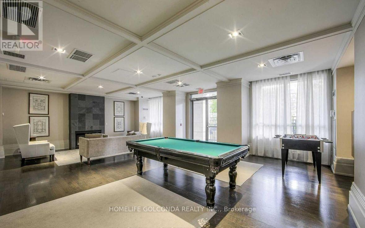 911 - 388 Prince Of Wales Drive, Mississauga, Ontario  L5B 0A1 - Photo 18 - W12557402