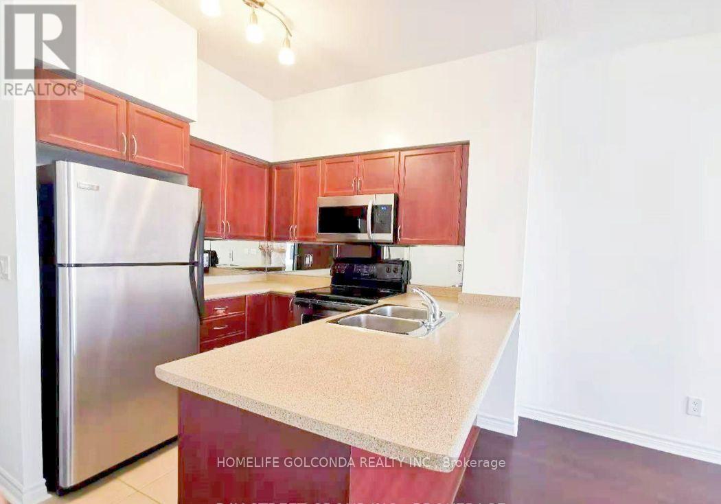 911 - 388 Prince Of Wales Drive, Mississauga, Ontario  L5B 0A1 - Photo 2 - W12557402