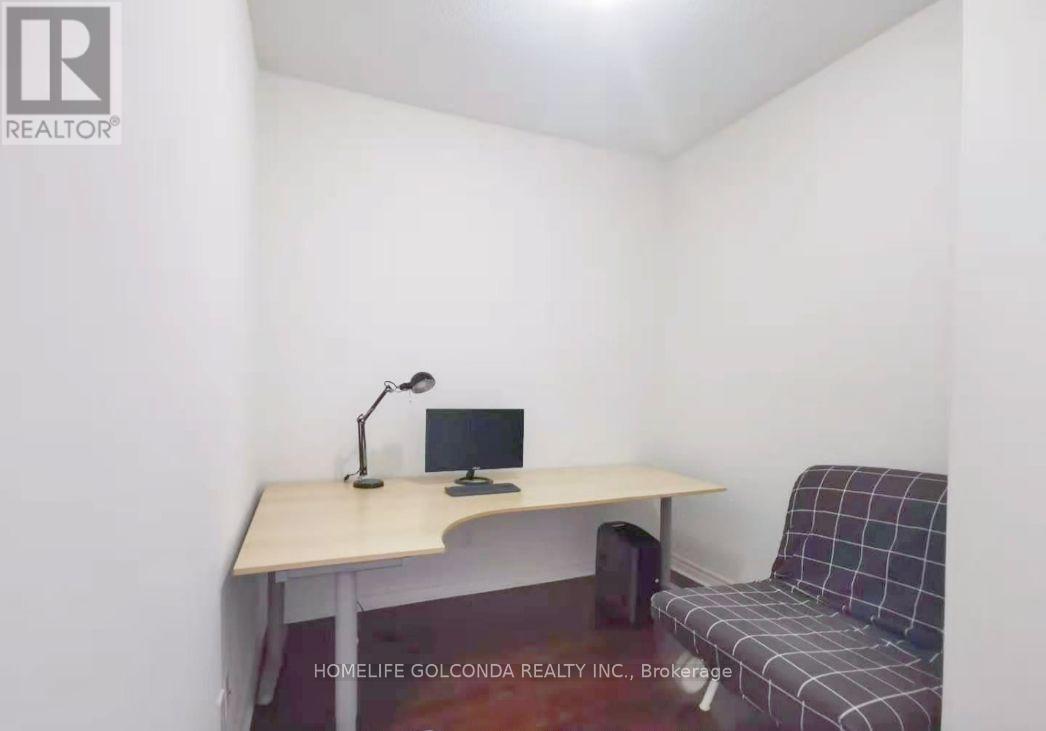 911 - 388 Prince Of Wales Drive, Mississauga, Ontario  L5B 0A1 - Photo 9 - W12557402