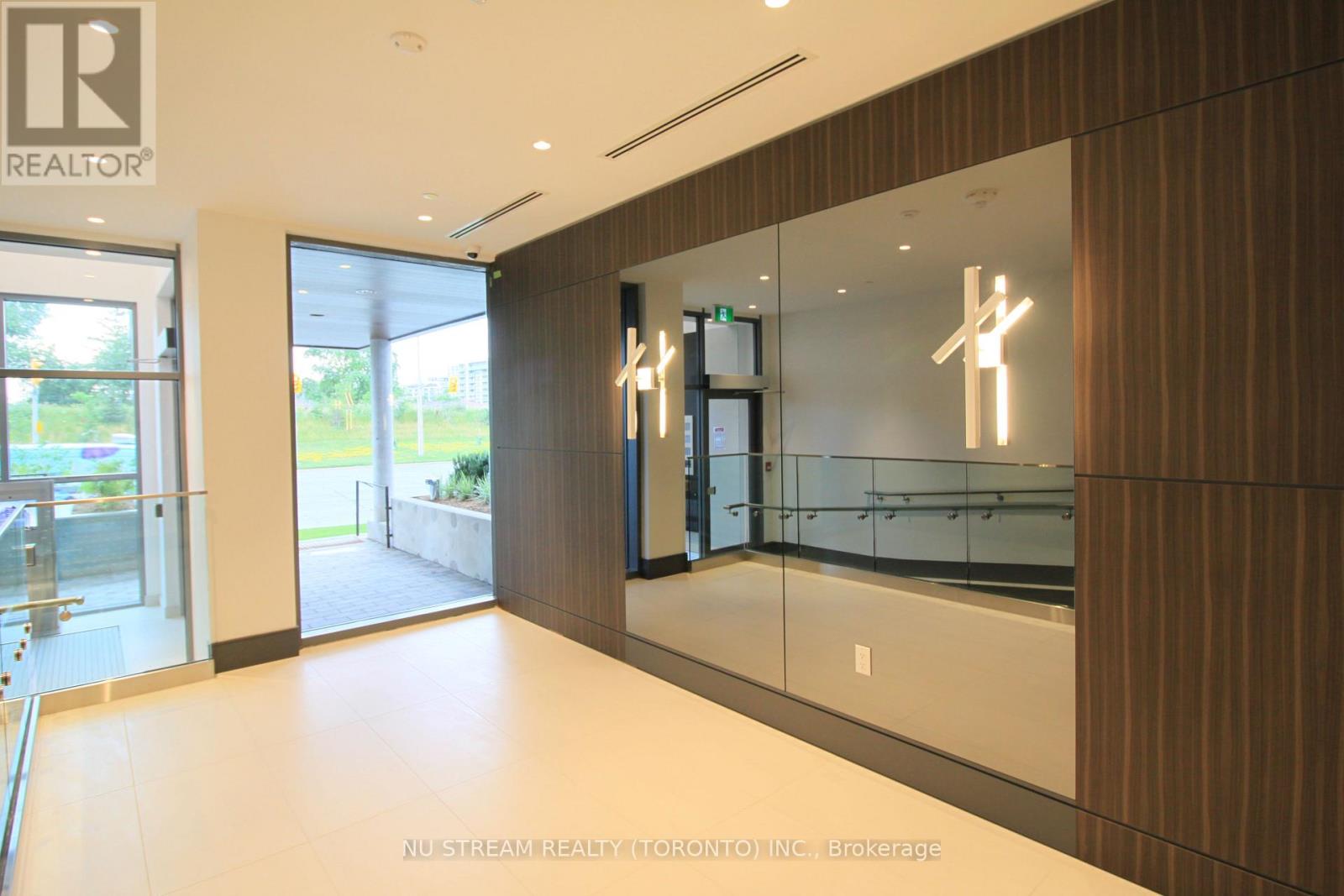 908 - 10 De Boers Drive, Toronto, Ontario  M3N 0L6 - Photo 15 - W12557410