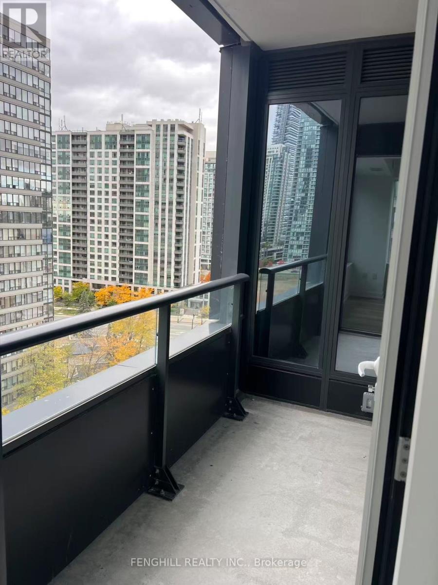 1008 - 395 Square One Drive, Mississauga, Ontario  L5B 0P6 - Photo 12 - W12557412