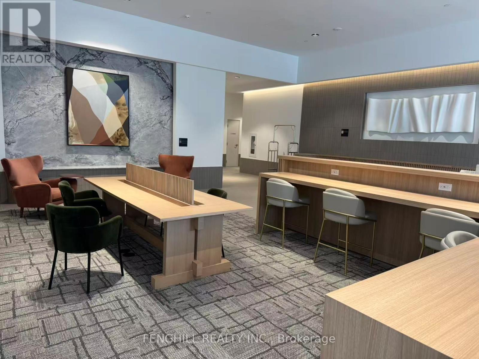 1008 - 395 Square One Drive, Mississauga, Ontario  L5B 0P6 - Photo 3 - W12557412