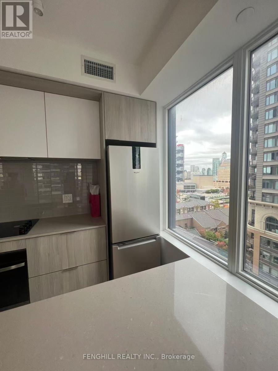 1008 - 395 Square One Drive, Mississauga, Ontario  L5B 0P6 - Photo 31 - W12557412