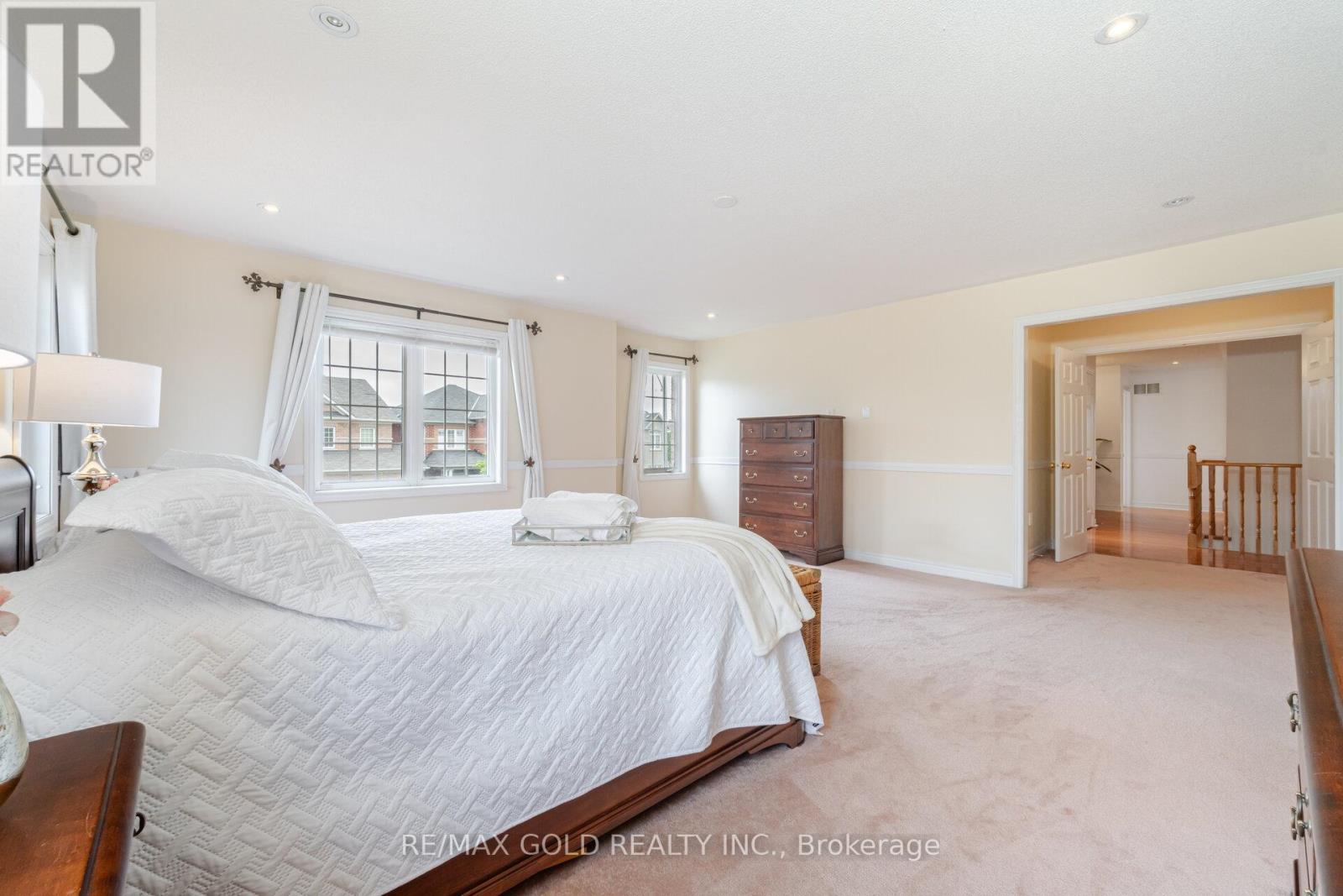 16 Larkberry Road, Brampton, Ontario  L6X 0R7 - Photo 23 - W12557414