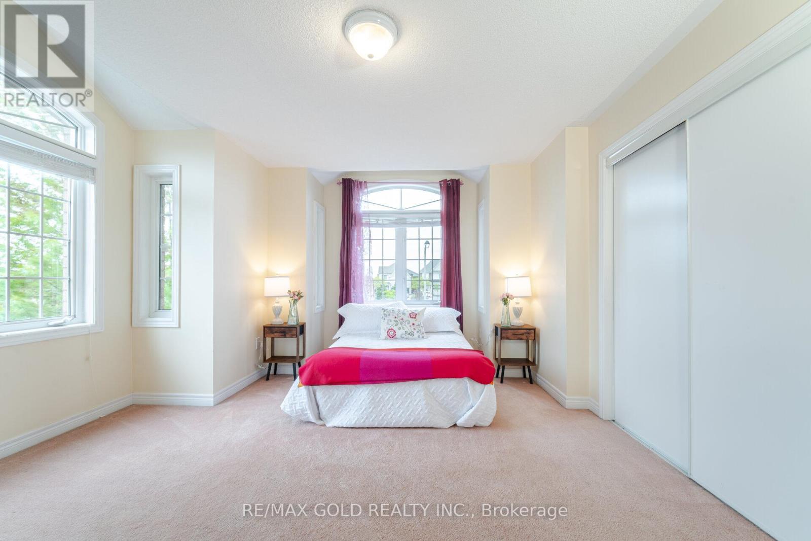 16 Larkberry Road, Brampton, Ontario  L6X 0R7 - Photo 28 - W12557414