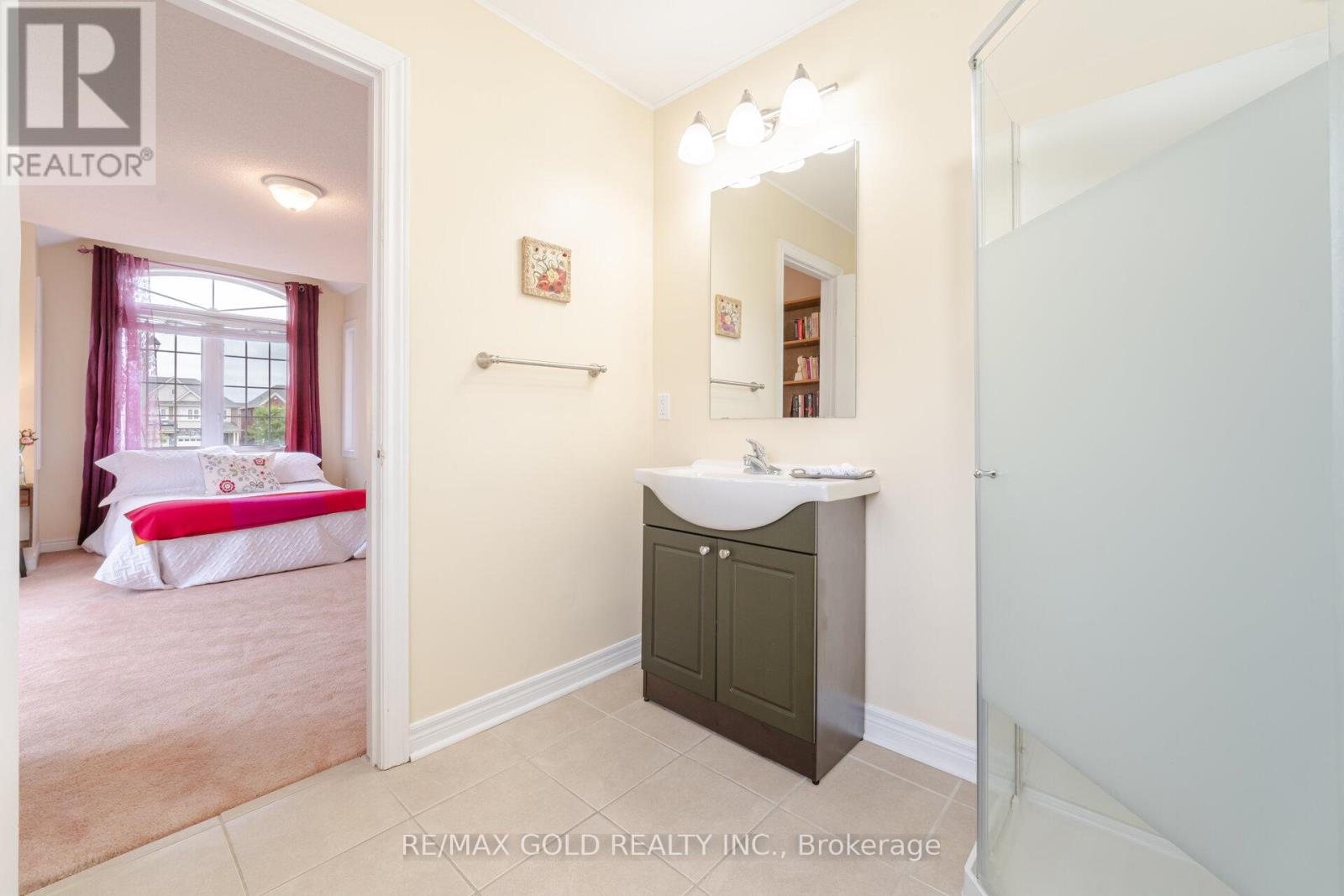 16 Larkberry Road, Brampton, Ontario  L6X 0R7 - Photo 30 - W12557414