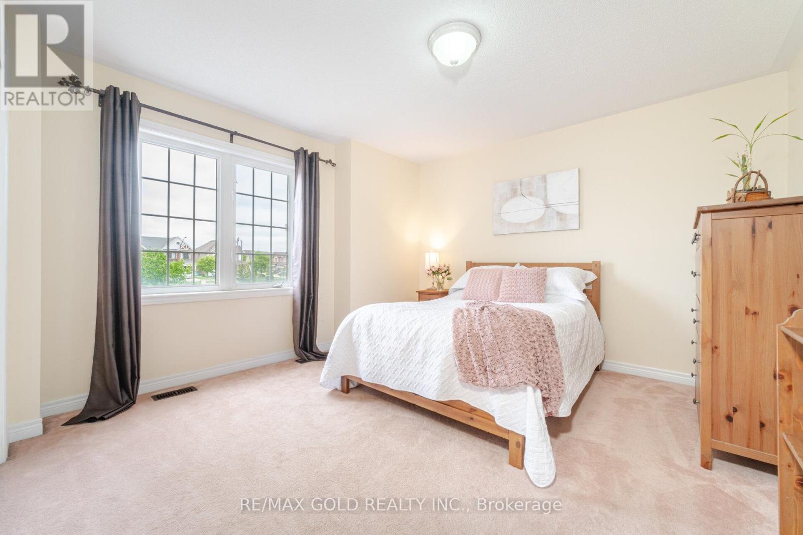 16 Larkberry Road, Brampton, Ontario  L6X 0R7 - Photo 31 - W12557414