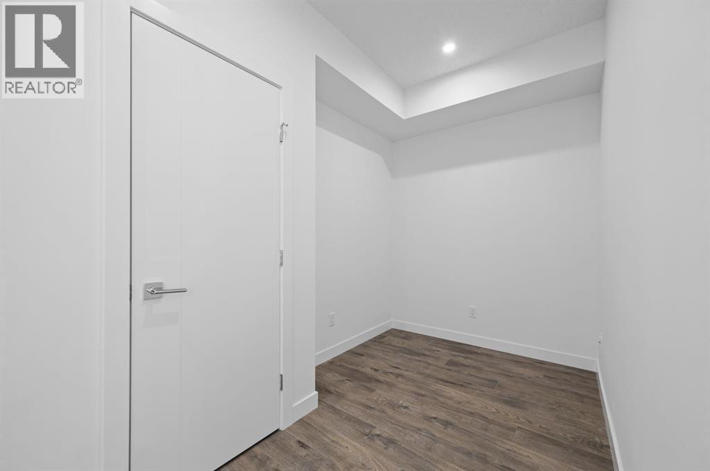 204, 8370 Broadcast Avenue Sw, Calgary, Alberta  T3H 6L3 - Photo 5 - A2258363