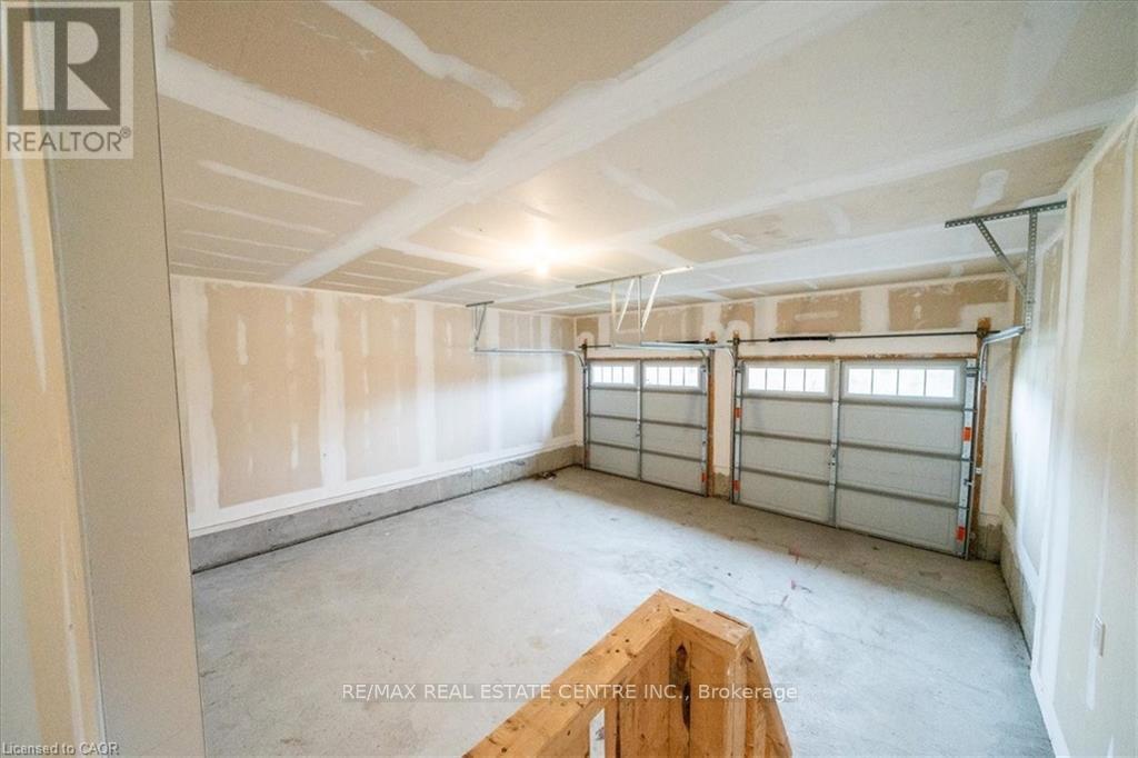 107 Cuesta Heights, Hamilton, Ontario  L8J 0M2 - Photo 25 - X12552450