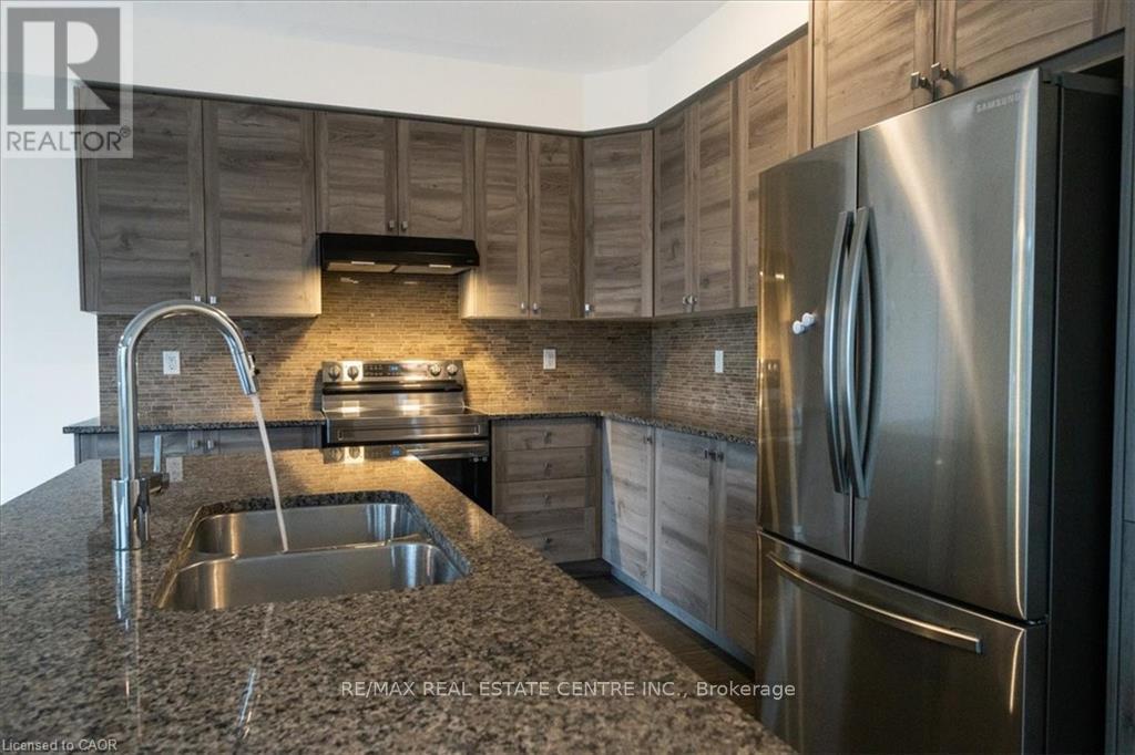 107 Cuesta Heights, Hamilton, Ontario  L8J 0M2 - Photo 14 - X12552450