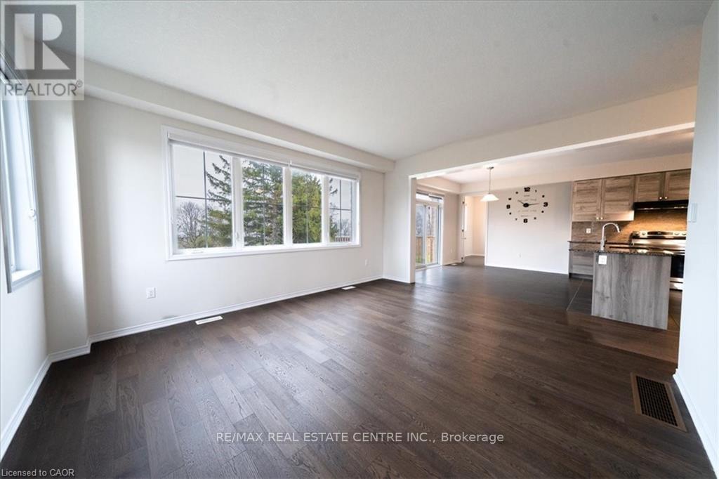 107 Cuesta Heights, Hamilton, Ontario  L8J 0M2 - Photo 19 - X12552450