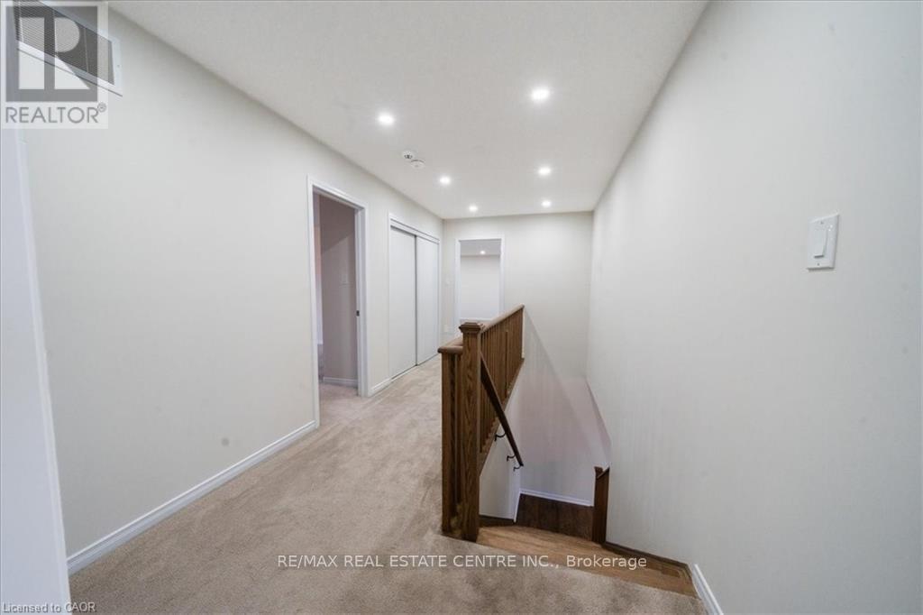 107 Cuesta Heights, Hamilton, Ontario  L8J 0M2 - Photo 30 - X12552450