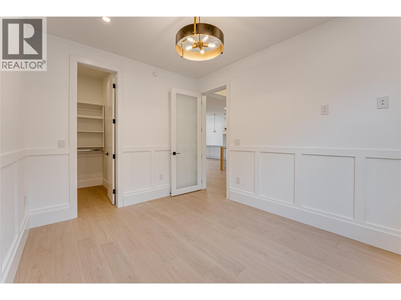 8924 Tavistock Road, Vernon, British Columbia  V1H 2L4 - Photo 10 - 10369489