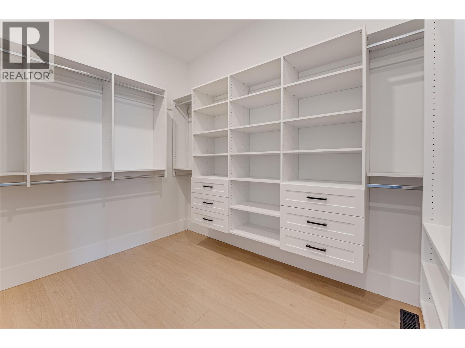 8924 Tavistock Road, Vernon, British Columbia  V1H 2L4 - Photo 30 - 10369489