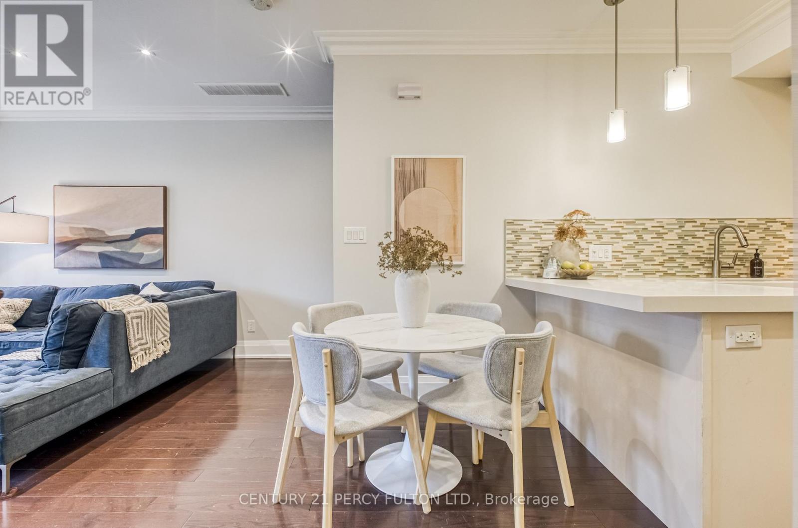 105 Rushbrooke Avenue, Toronto, Ontario  M4M 3A8 - Photo 11 - E12557472