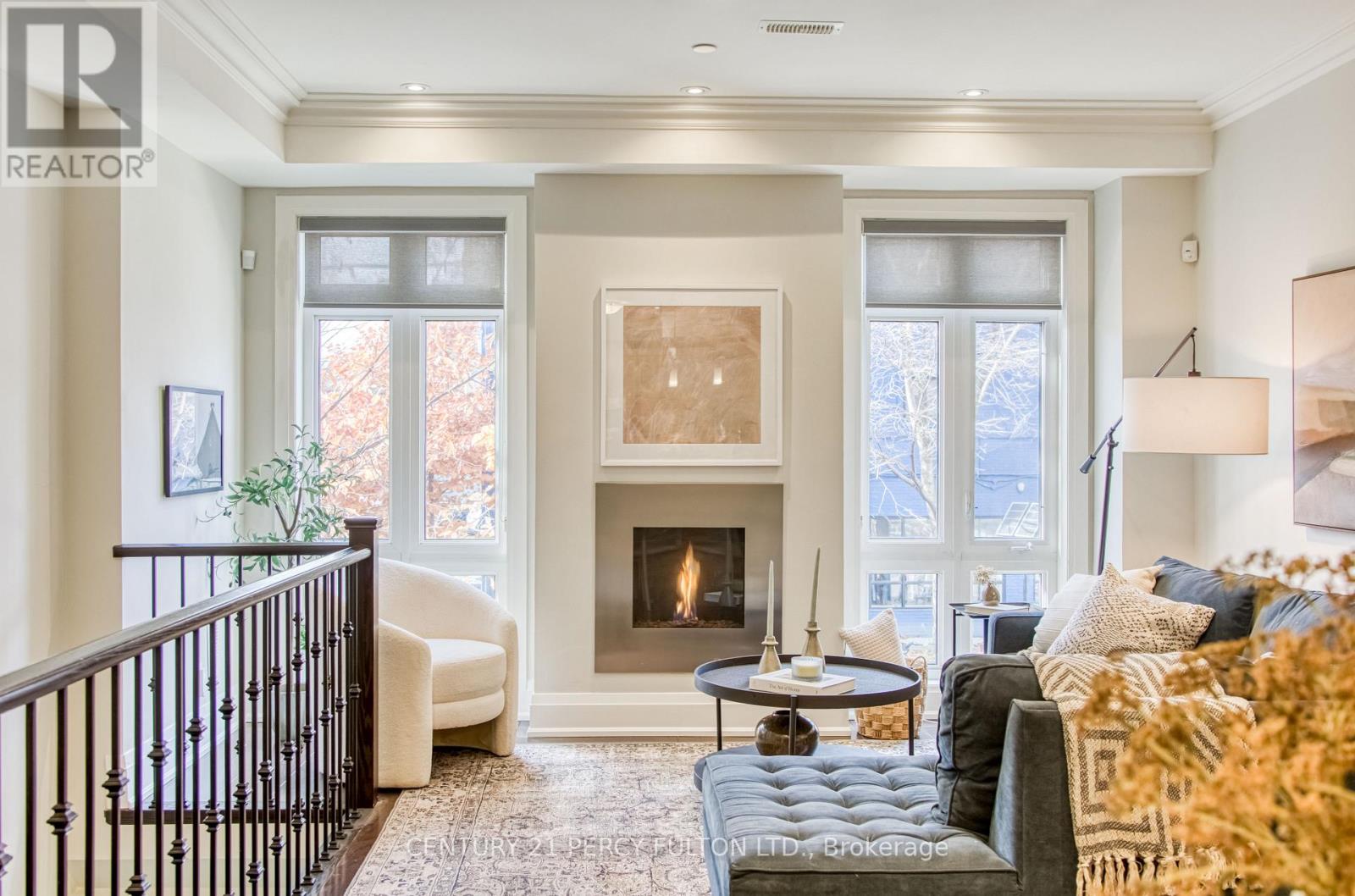 105 Rushbrooke Avenue, Toronto, Ontario  M4M 3A8 - Photo 4 - E12557472