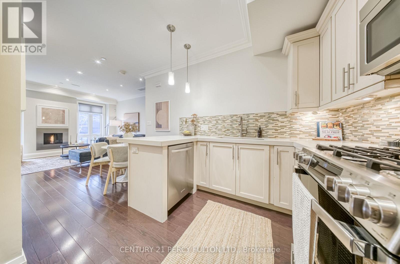 105 Rushbrooke Avenue, Toronto, Ontario  M4M 3A8 - Photo 9 - E12557472