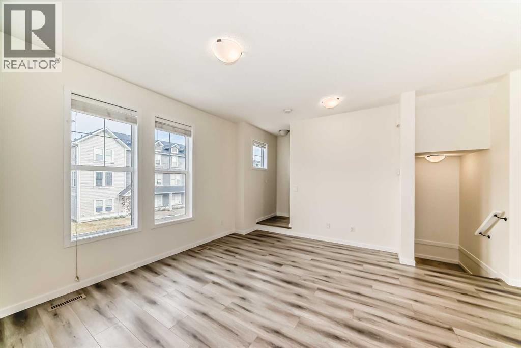 203 South Point Park Sw, Airdrie, Alberta  T4B 5G8 - Photo 13 - A2264535