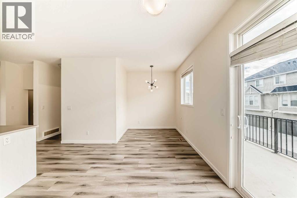 203 South Point Park Sw, Airdrie, Alberta  T4B 5G8 - Photo 16 - A2264535