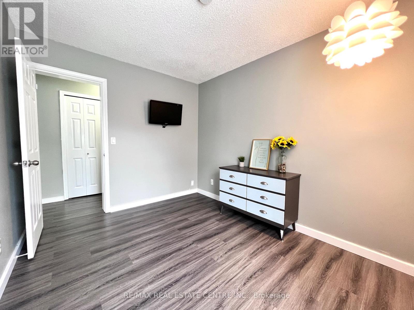 62 Riverdale Drive, Wasaga Beach, Ontario L9Z 1G1 - Photo 20 - S12557470