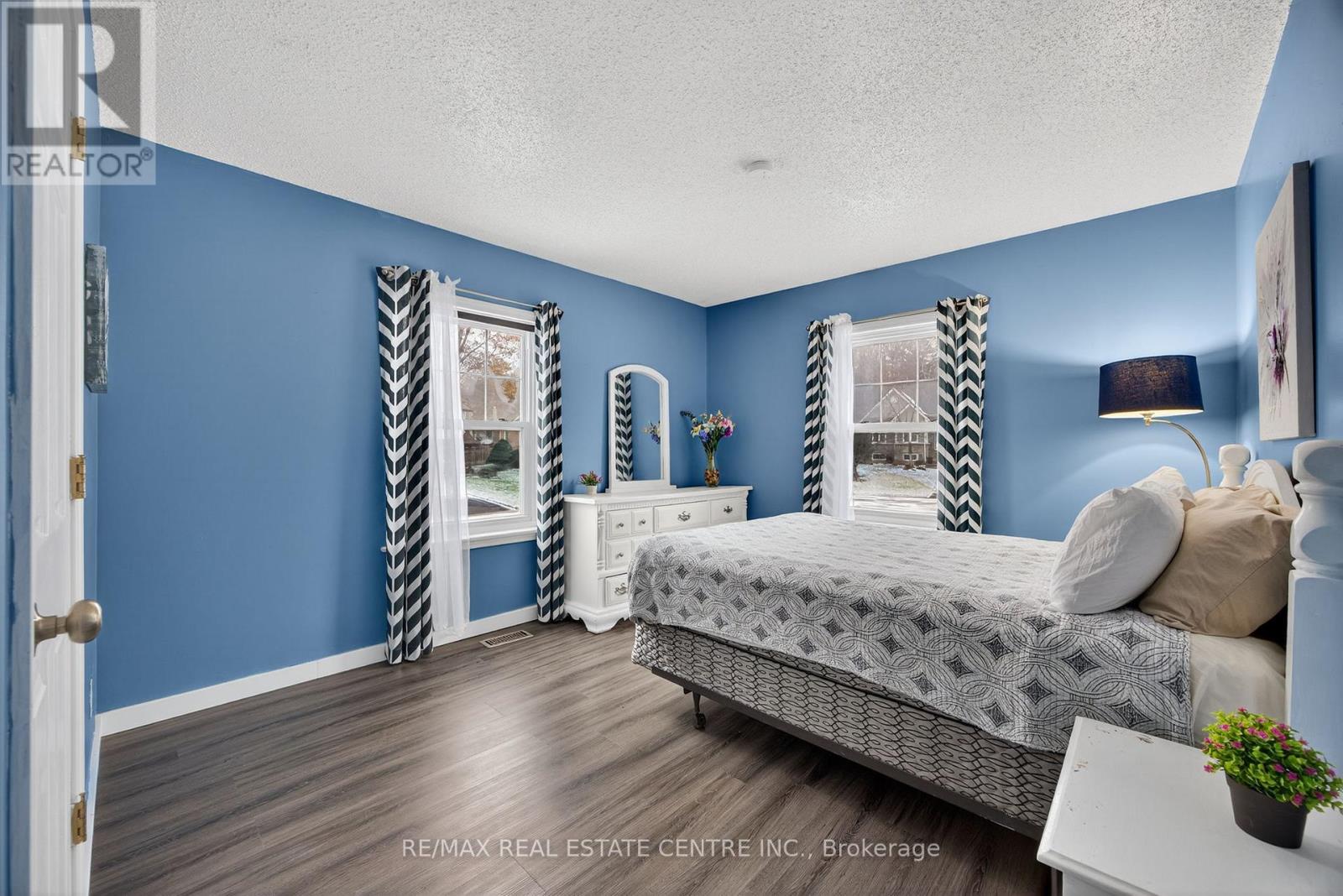 62 Riverdale Drive, Wasaga Beach, Ontario L9Z 1G1 - Photo 21 - S12557470