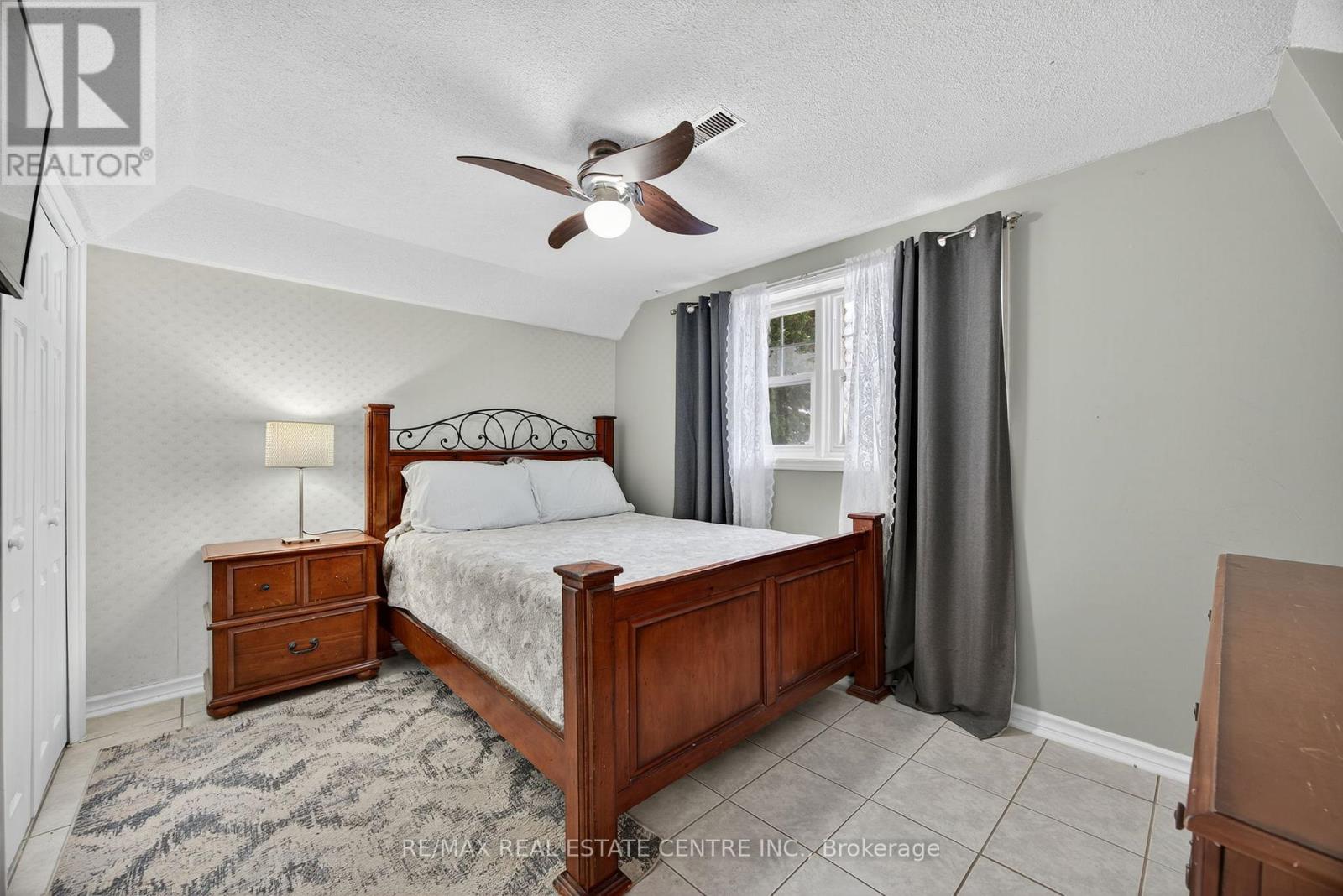 62 Riverdale Drive, Wasaga Beach, Ontario L9Z 1G1 - Photo 33 - S12557470