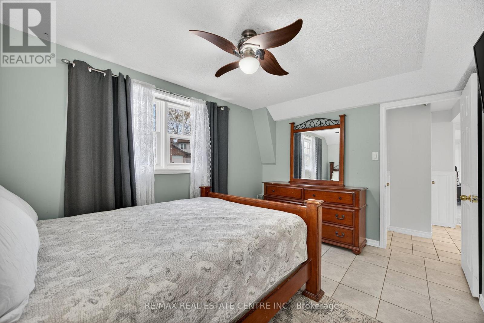 62 Riverdale Drive, Wasaga Beach, Ontario L9Z 1G1 - Photo 34 - S12557470