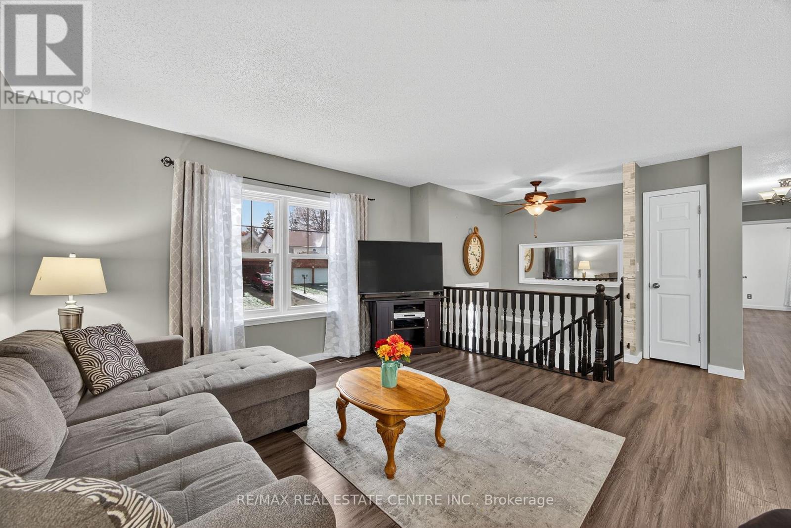 62 Riverdale Drive, Wasaga Beach, Ontario L9Z 1G1 - Photo 7 - S12557470