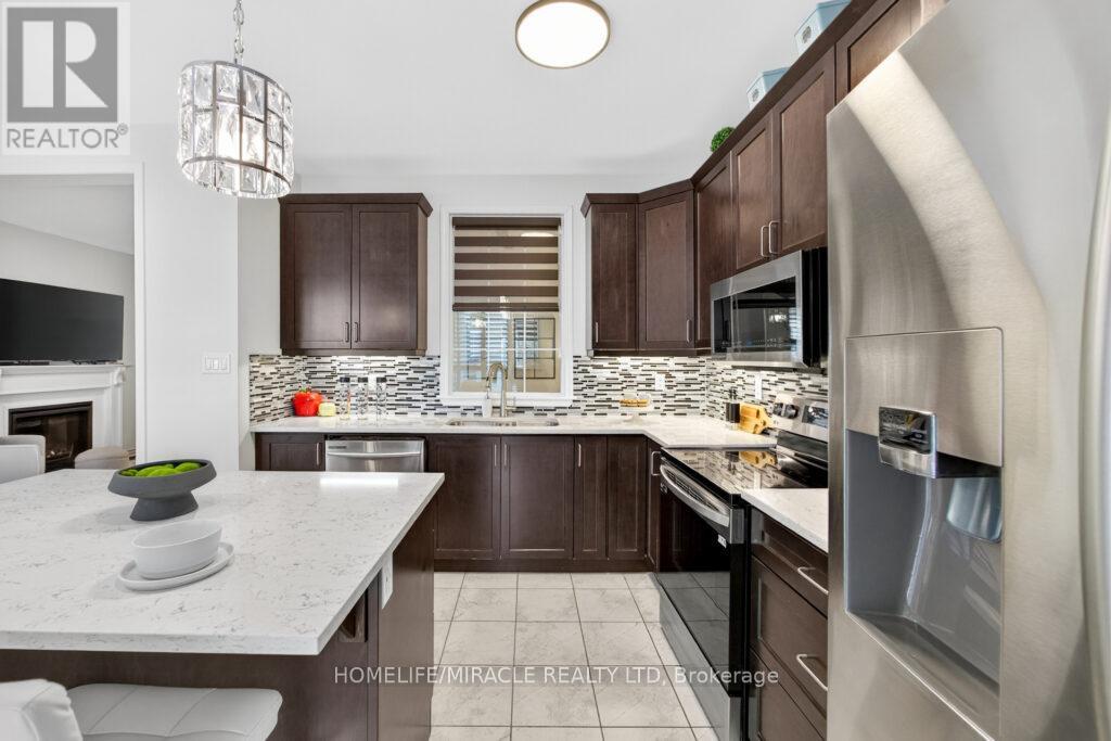 1229 Rose Way, Milton, Ontario  L9T 7E7 - Photo 17 - W12557452