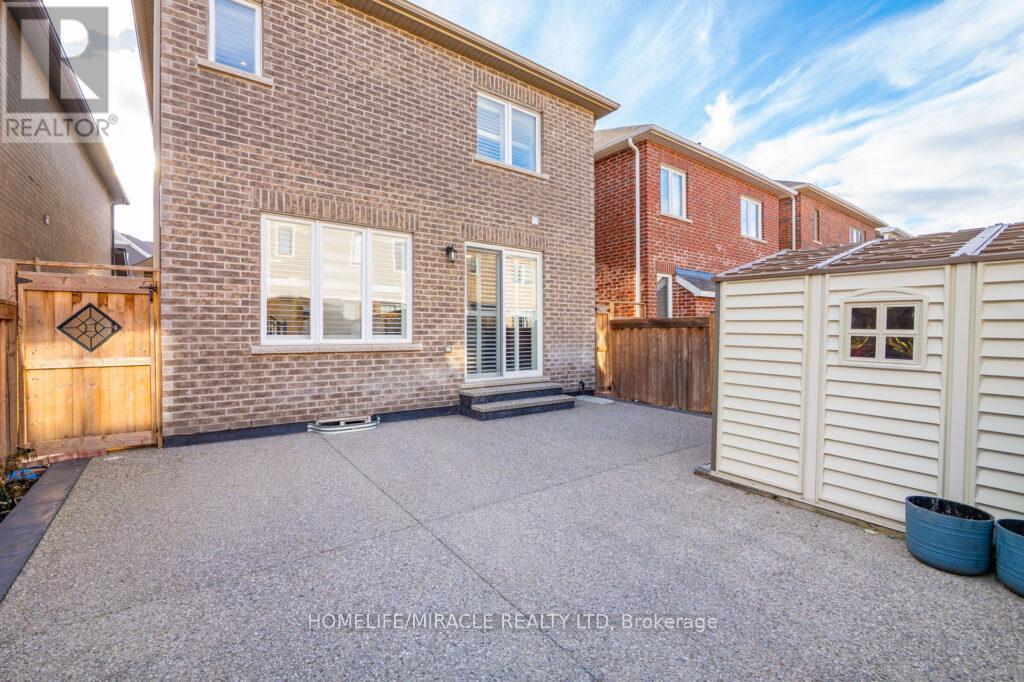 1229 Rose Way, Milton, Ontario  L9T 7E7 - Photo 29 - W12557452