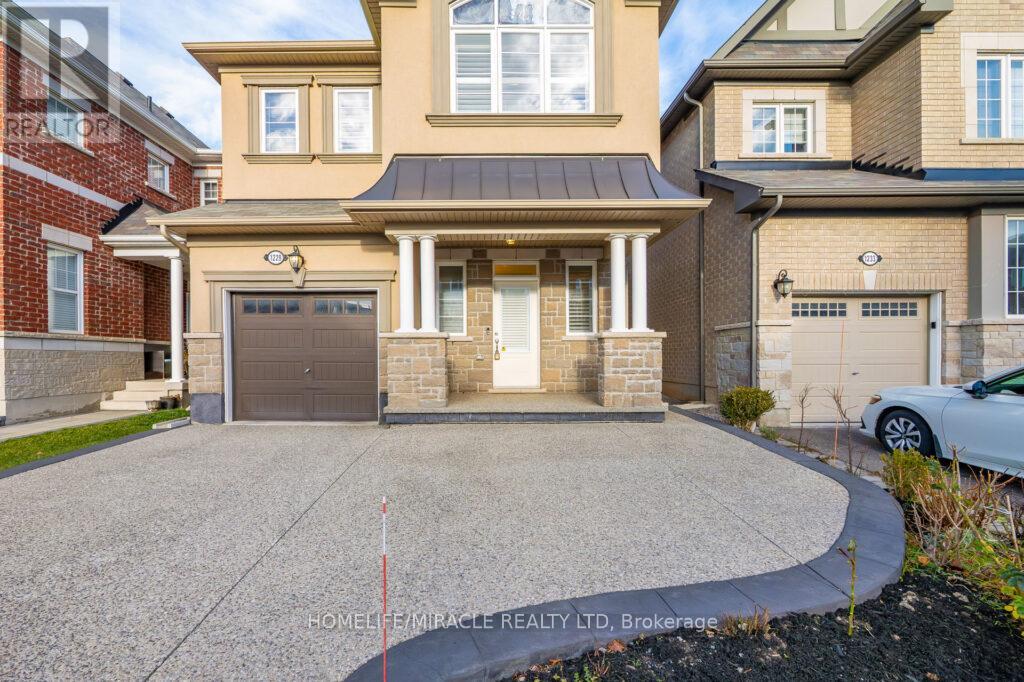 1229 Rose Way, Milton, Ontario  L9T 7E7 - Photo 4 - W12557452