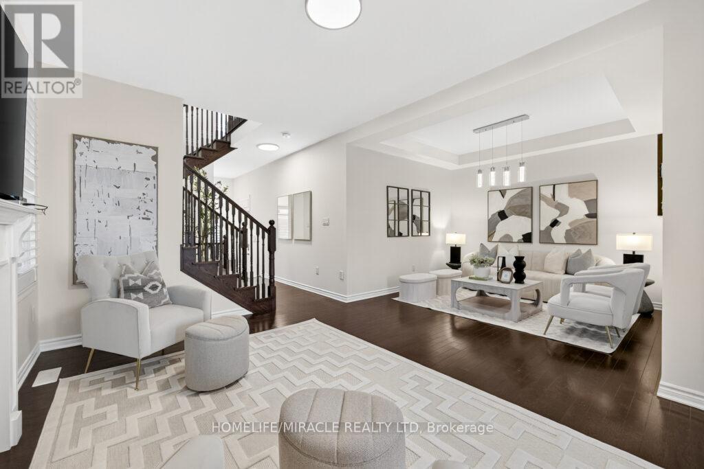 1229 Rose Way, Milton, Ontario  L9T 7E7 - Photo 8 - W12557452