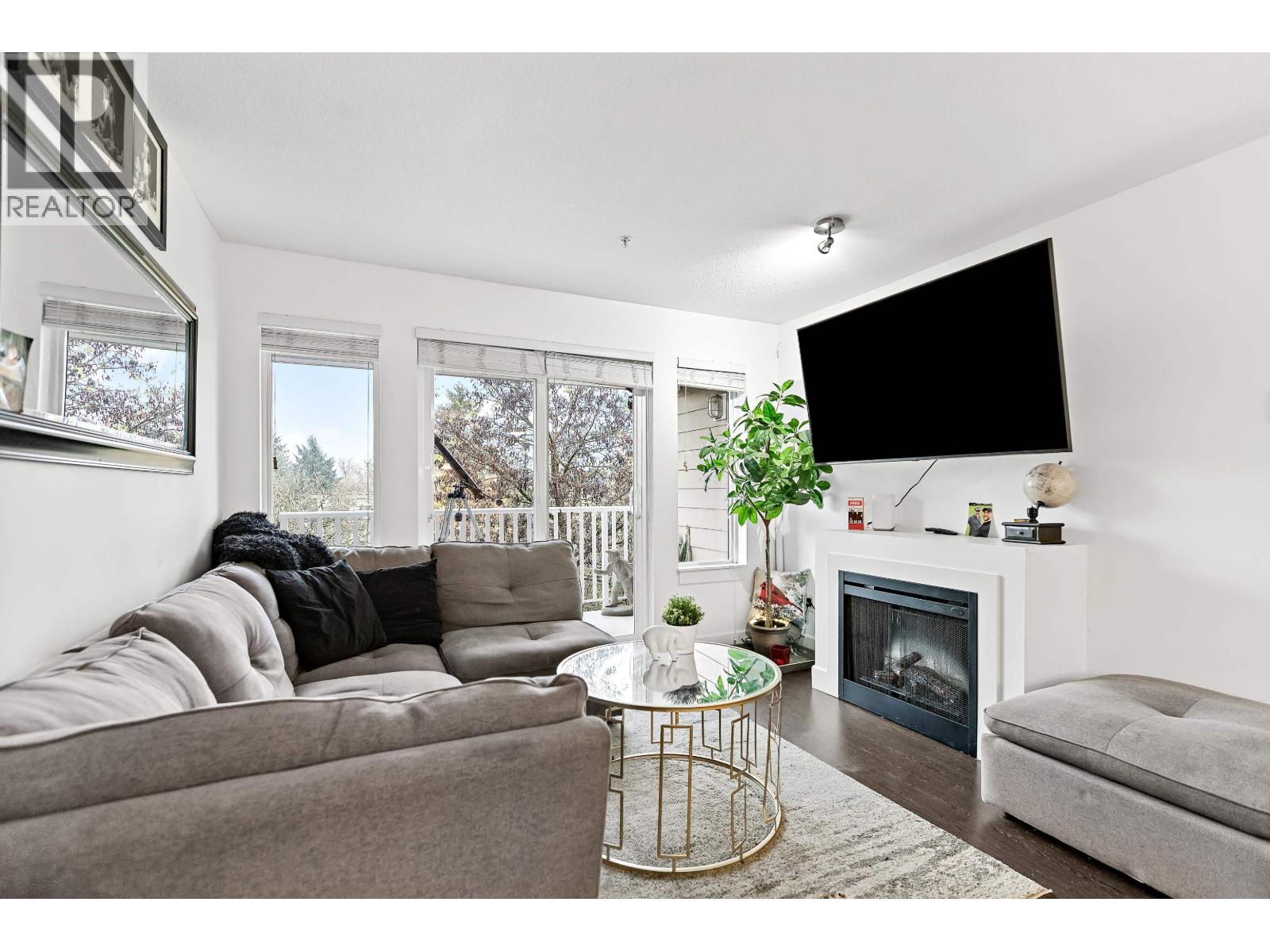 305 12283 224 Street, Maple Ridge, British Columbia  V2X 8Z3 - Photo 11 - R3067669