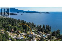 980 GOWER POINT ROAD, Gibsons, British Columbia