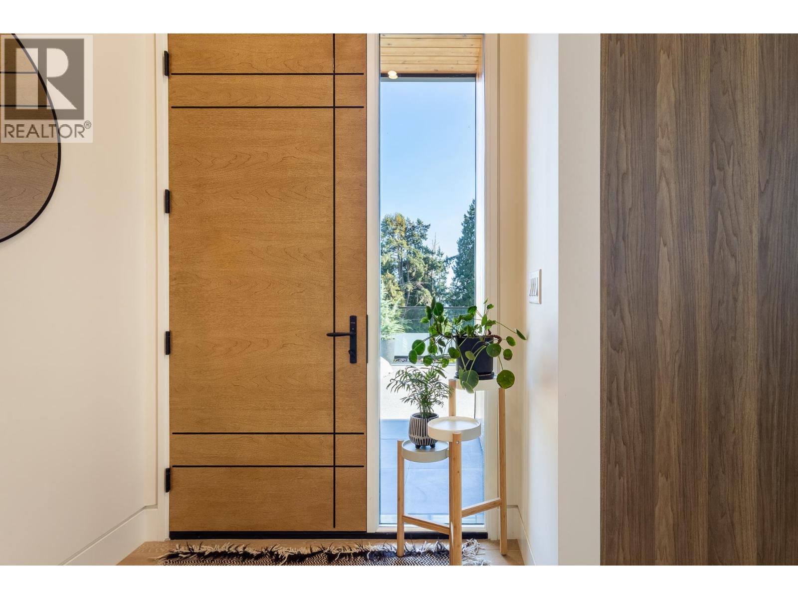 980 Gower Point Road, Gibsons, British Columbia  V0N 1V3 - Photo 11 - R3051488