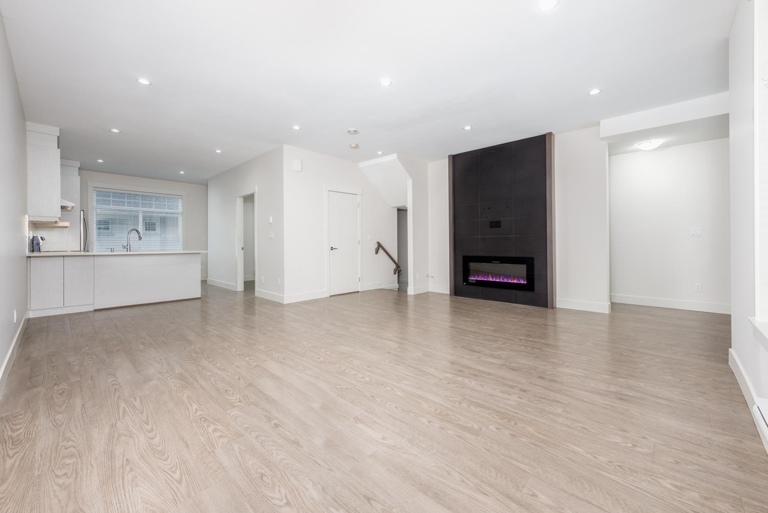 57 11267 133 Street, Surrey, British Columbia V3R 0E3 - Photo 6 - R3068385