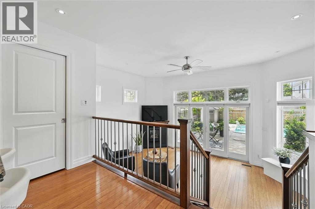 462 Woodland Avenue, Burlington, Ontario  L7R 2S1 - Photo 18 - 40737337