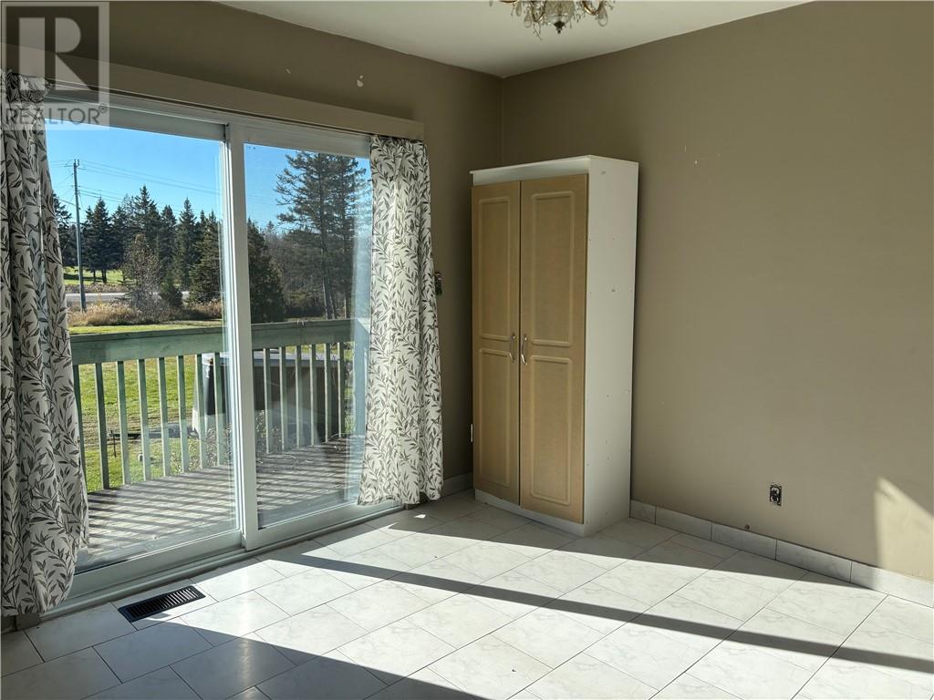 1476 Hwy 144, Chelmsford, Ontario  P0M 1L0 - Photo 10 - 2125423