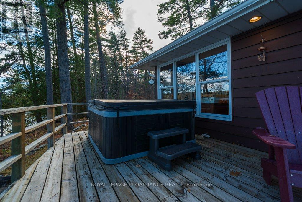 1022 Fosters Lane, Frontenac, Ontario  K0H 1K0 - Photo 24 - X12557532