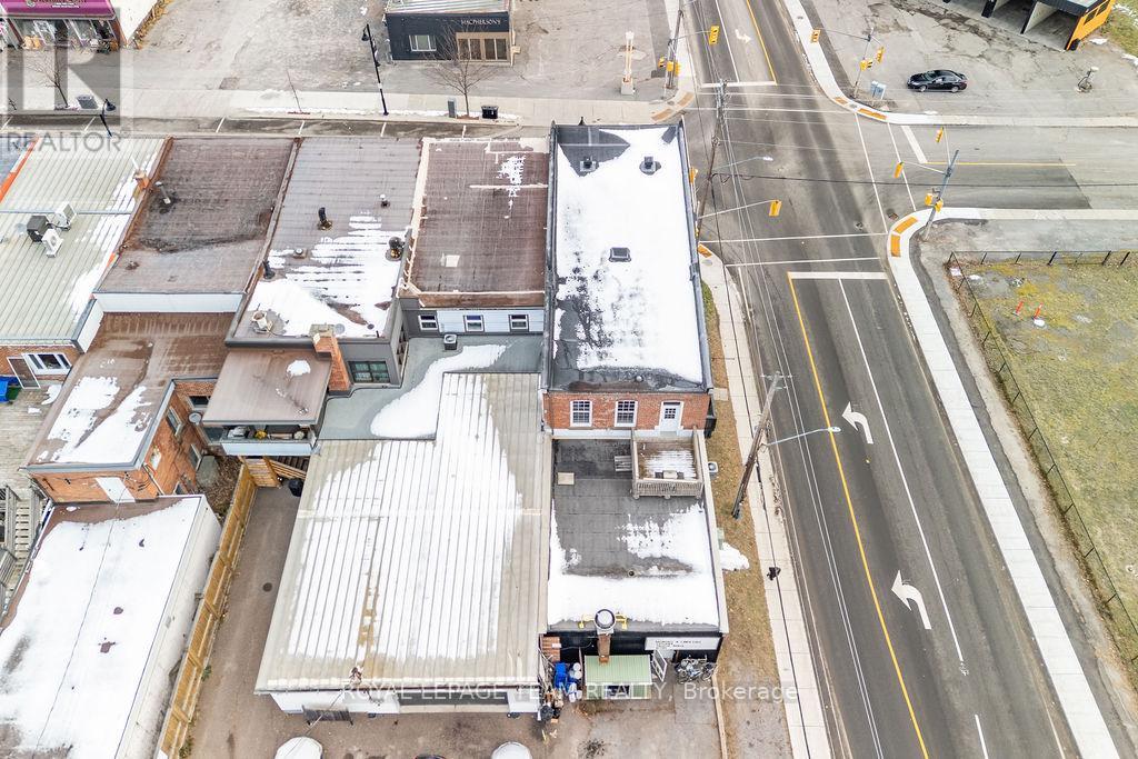 4 Elgin Street W, Arnprior, Ontario K7S 1N3 - Photo 37 - X12553398