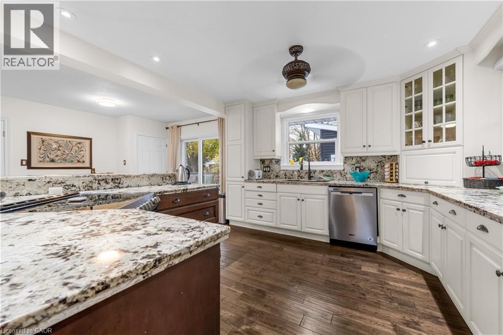 21 Lakeside Drive, Grimsby, Ontario  L3M 2K9 - Photo 18 - 40789203