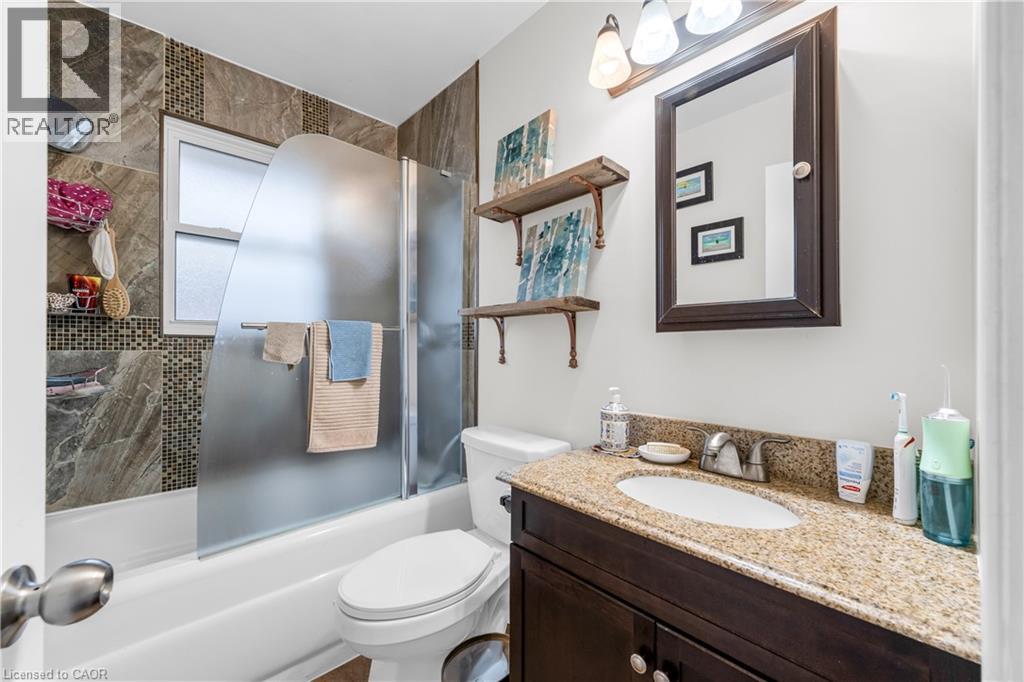 21 Lakeside Drive, Grimsby, Ontario  L3M 2K9 - Photo 25 - 40789203