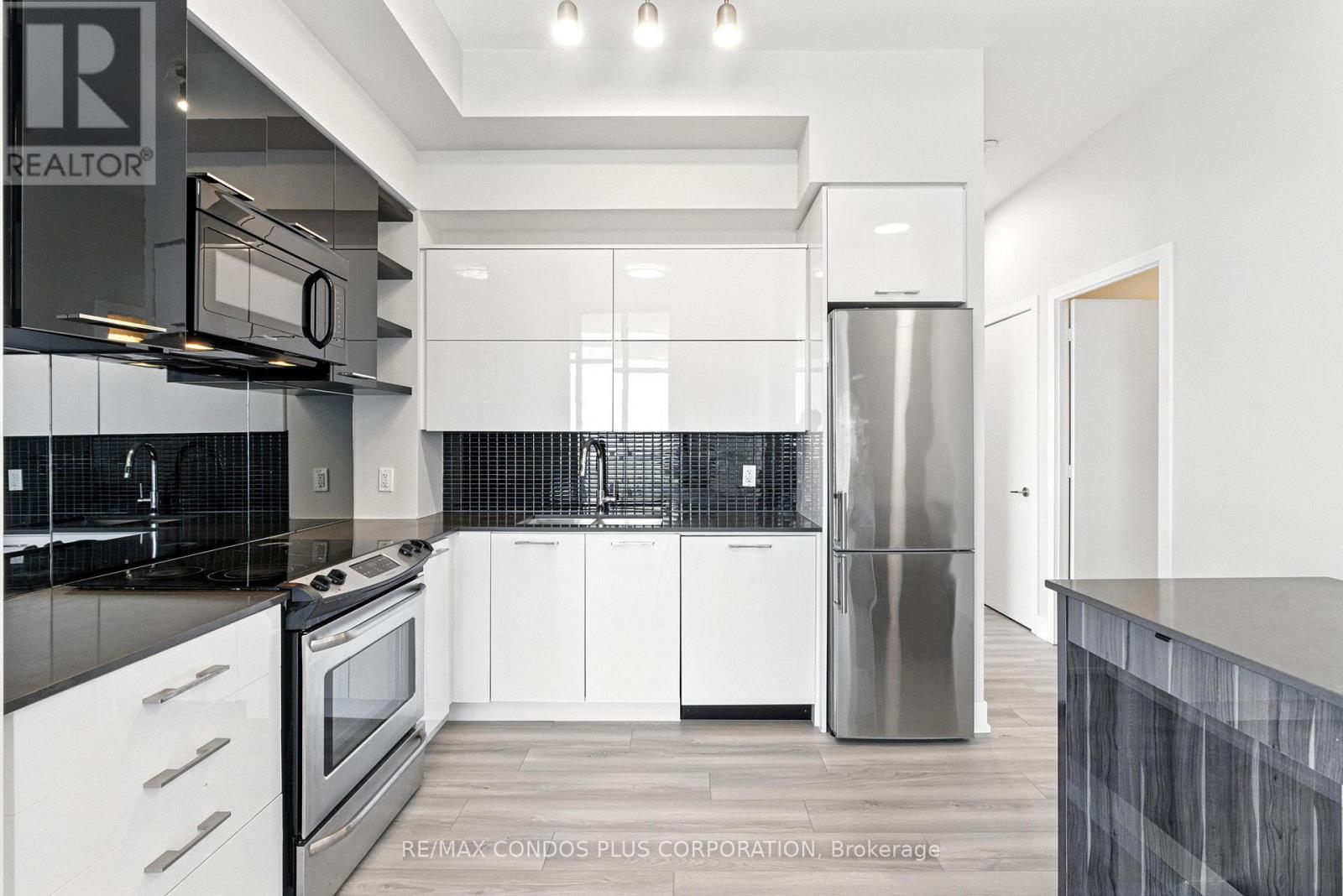 Lph15 - 9471 Yonge Street, Richmond Hill, Ontario  L4C 0Z5 - Photo 7 - N12452525