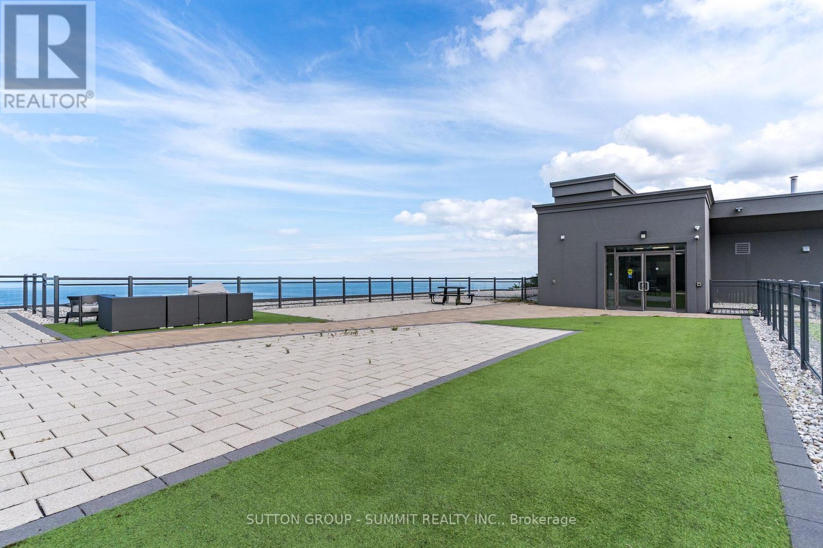 114 - 35 Southshore Crescent, Hamilton, Ontario  L8E 0J2 - Photo 18 - X12506358