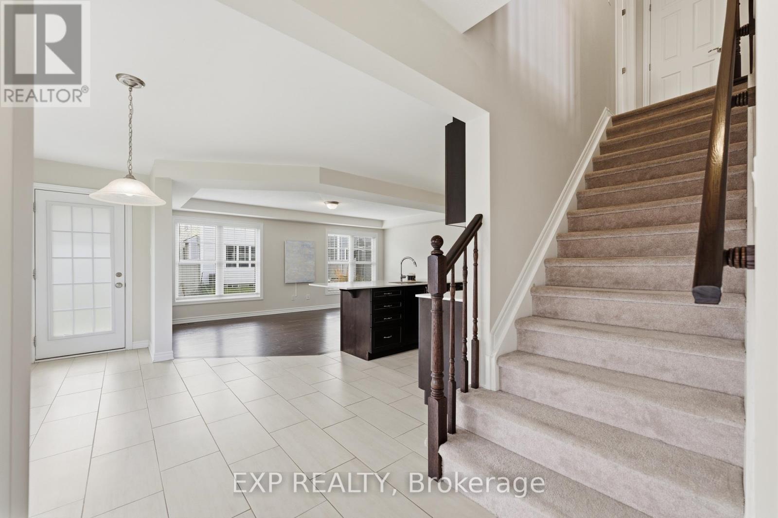 100 Cranesbill Road, Ottawa, Ontario  K2V 0J5 - Photo 10 - X12557524