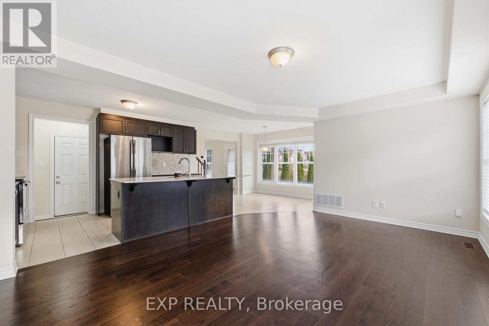 100 Cranesbill Road, Ottawa, Ontario  K2V 0J5 - Photo 17 - X12557524